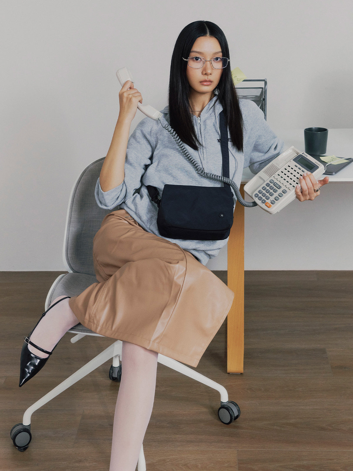 Ailé サイレントクロスボディバッグ  ( 初代 )