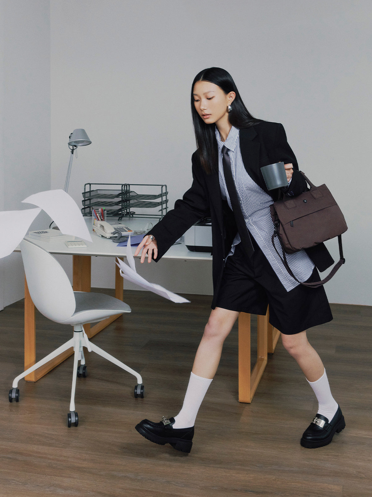 Ailé 静謐ハンドバッグ  ( 初代 )